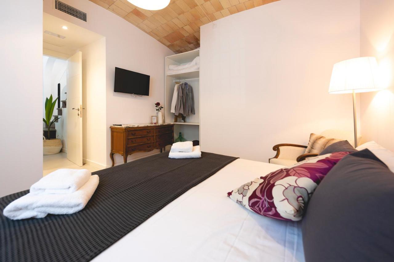 Newly Renovated Room W Pool & Bikeparking 지로나 외부 사진